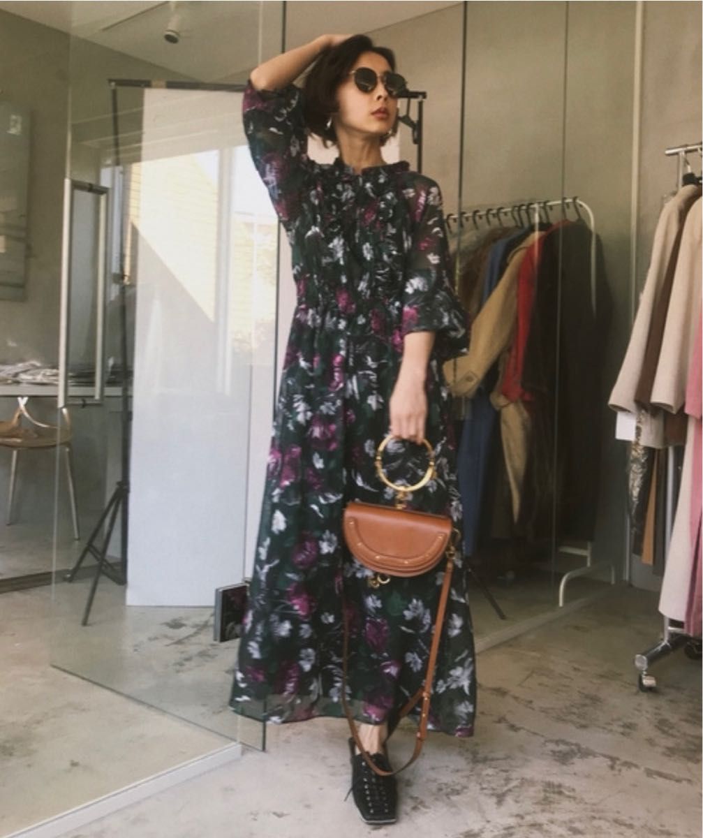 AMERI アメリヴィンテージ 花柄ワンピース|Yahoo!フリマ(旧 AMERI アメリヴィンテージ 花柄ワンピース|Yahoo!フリマ(旧