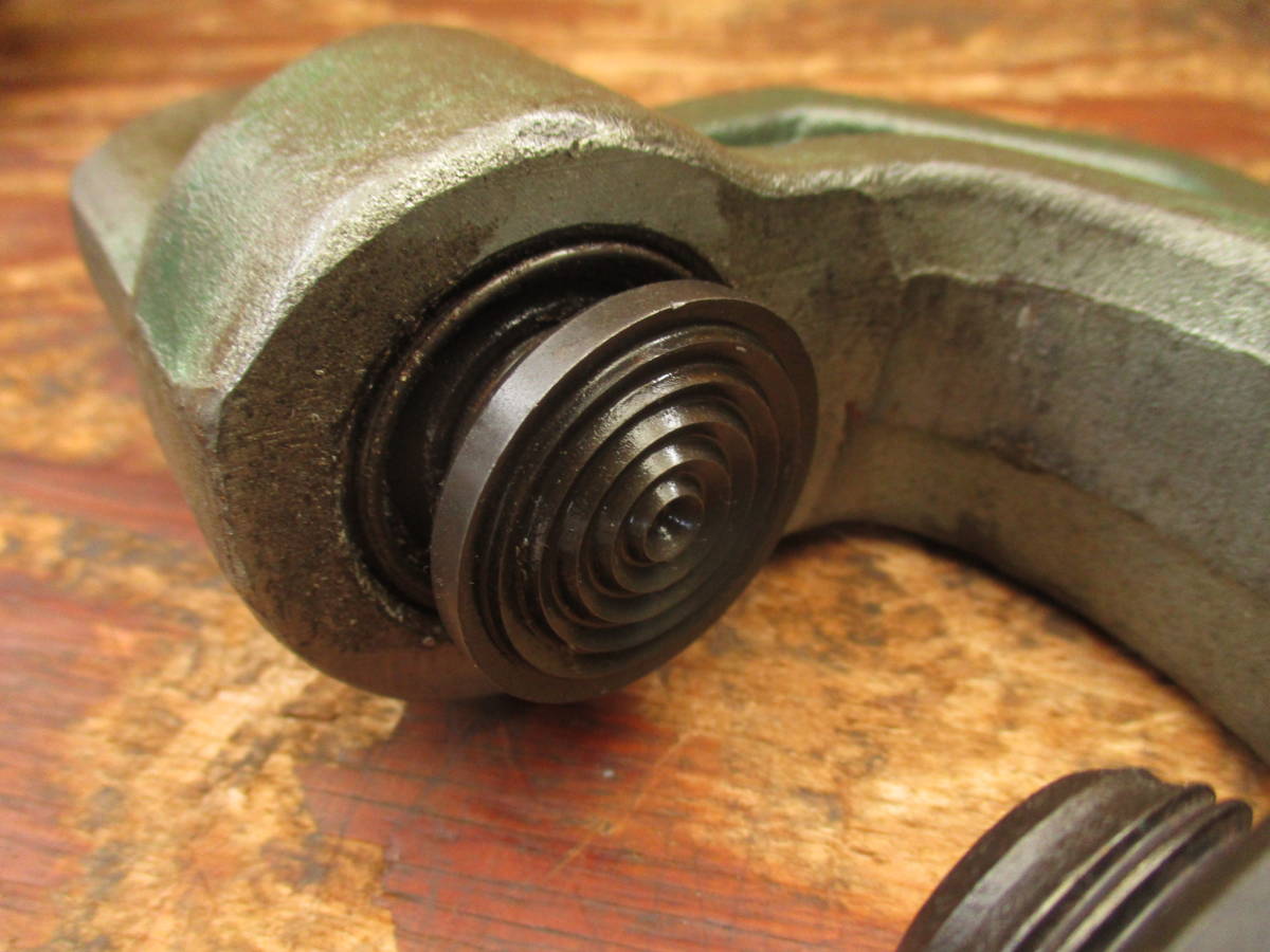 イーグルクランプ ねじ式クランプ 吊り具 SBB-1 1トン 0~40mm #3 イーグルクランプ ねじ式クランプ 吊り具 SBB-1 1トン 0~40mm #3