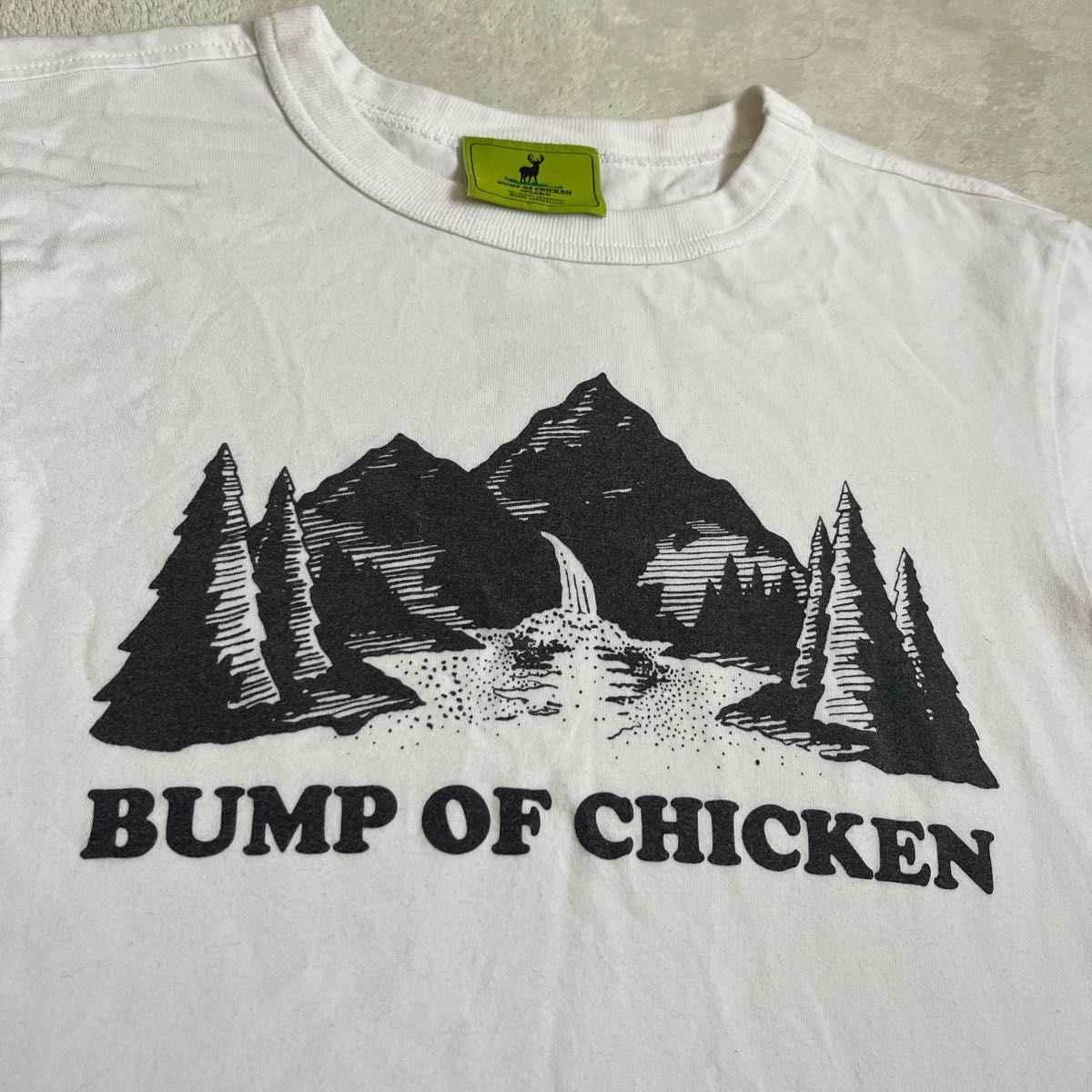 使用少なめ】バンプオブチキン BUMP OF CHICKEN Tシャツ 山 鹿 使用少なめ】バンプオブチキン BUMP OF CHICKEN Tシャツ 山 鹿