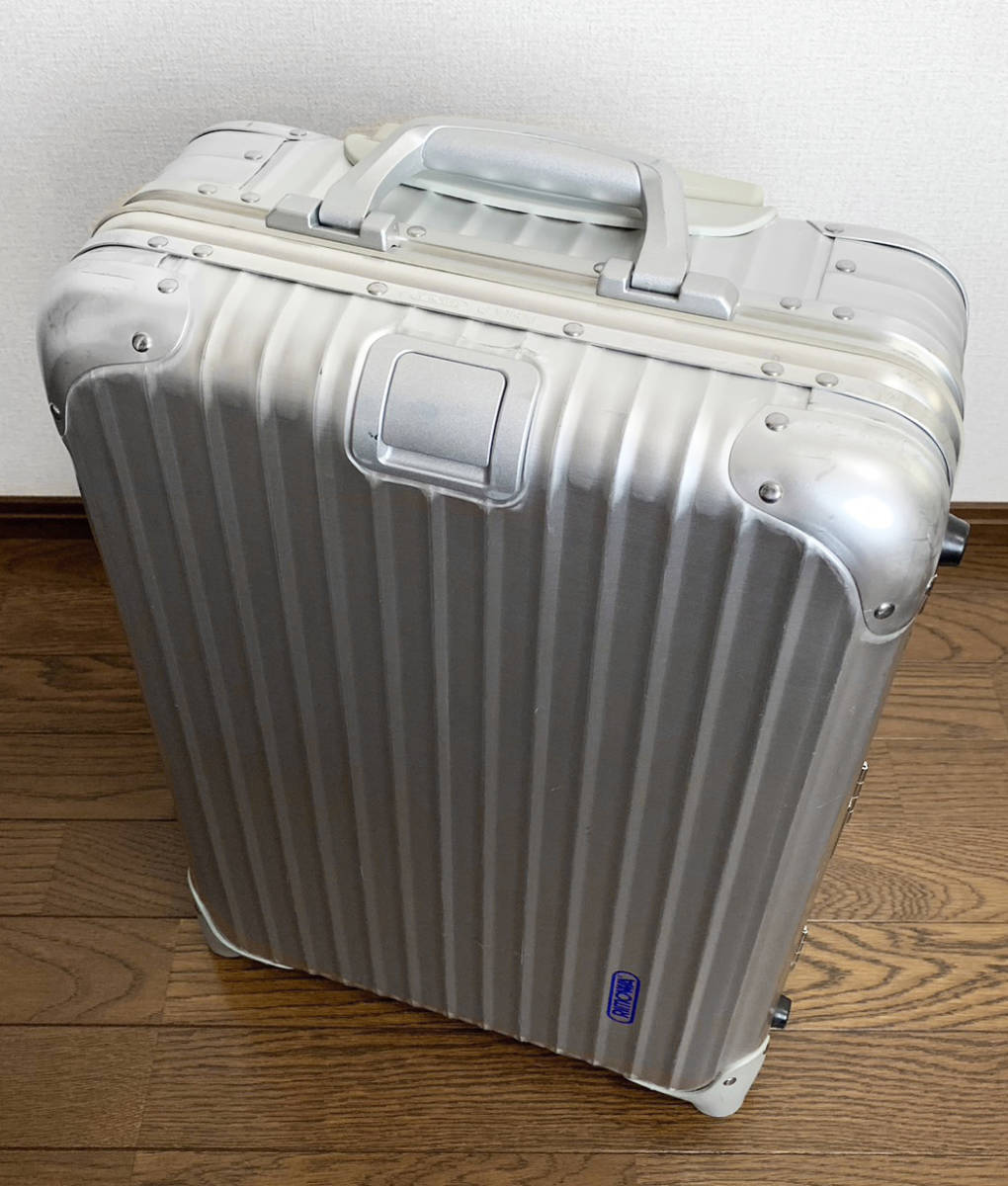 青ロゴ   リモワ トパーズ  スーツケース