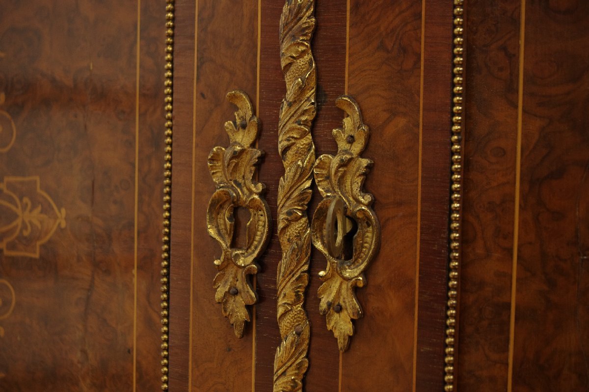 .. skill mahogany material sideboard cabinet living display European elegant Classic display shelf cupboard ro here style 