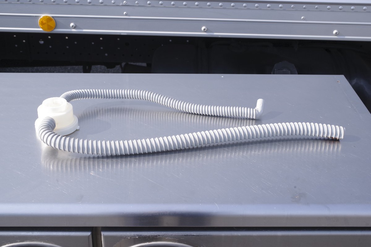 フクシマ 福島工業 冷蔵コールドテーブル YRC-210RM2 台下冷蔵庫 2019年製 100V 動作確認済  厨房 飲食 業務用 送料別 配送エリア限定 - 6