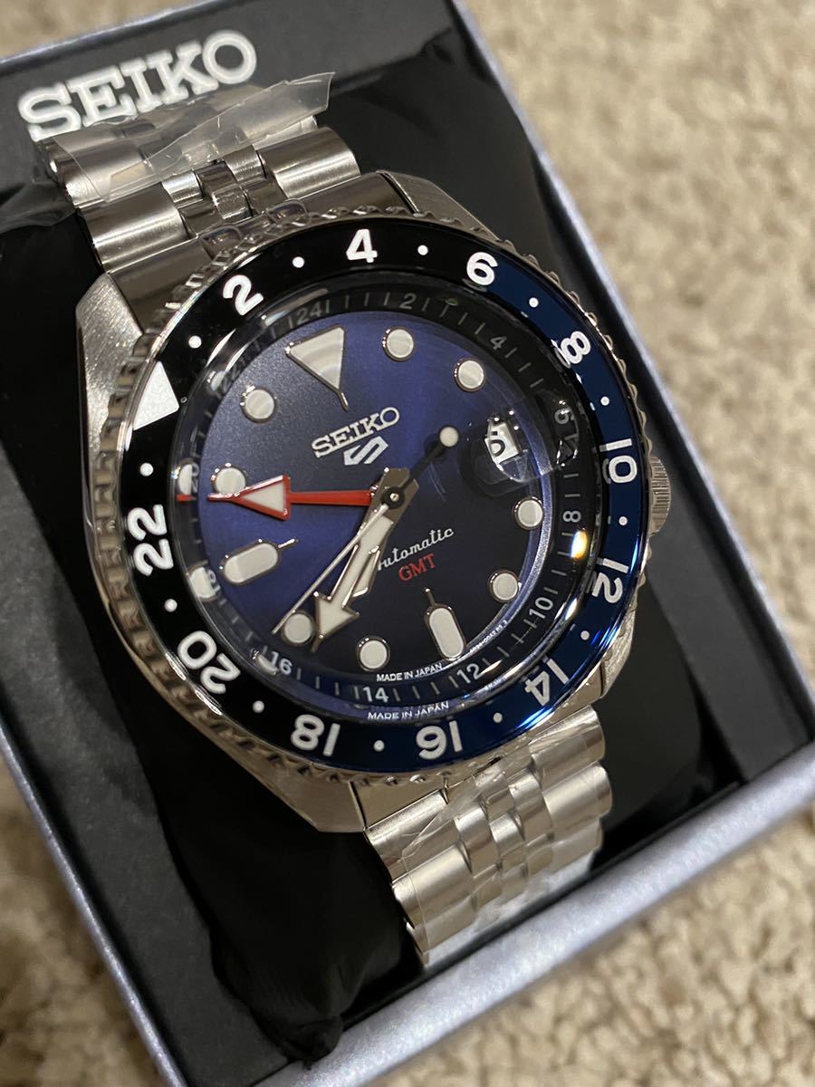 中古】 新品未使用 seiko5 sports GMT ネイビー ＳＢＳC００３ 腕時計