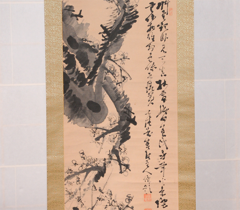 【真作】菜根洞主筆「白梅」画賛 軸 掛軸 箱 /古画 肉筆 山水 花鳥 鳥獣 水墨 人物 古美術 古書 掛け軸 骨董 書画 絵画 日本画　z2793o　_画像4