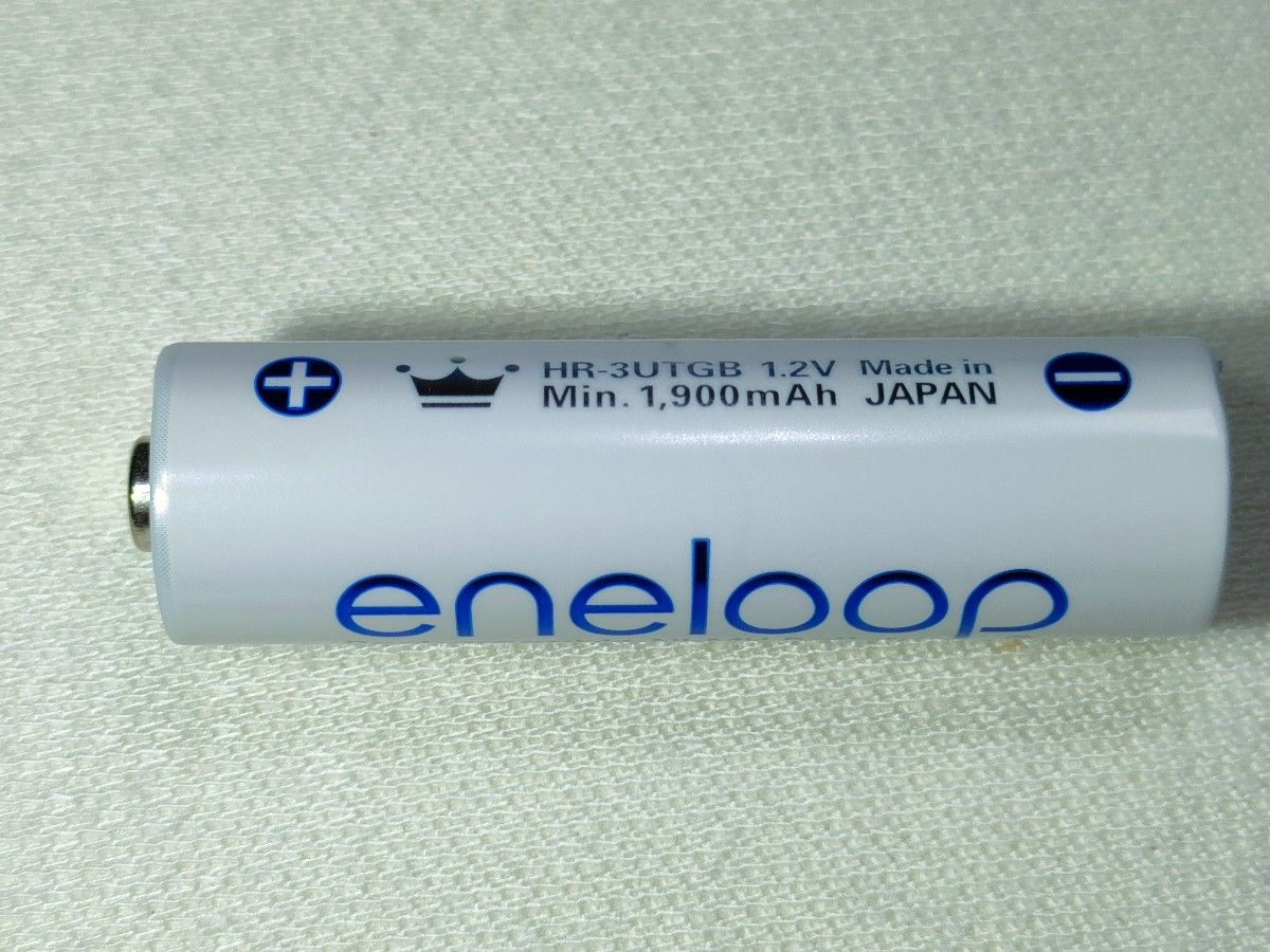 SANYO   エネループ　eneloop   単3形　HR-3UTGB