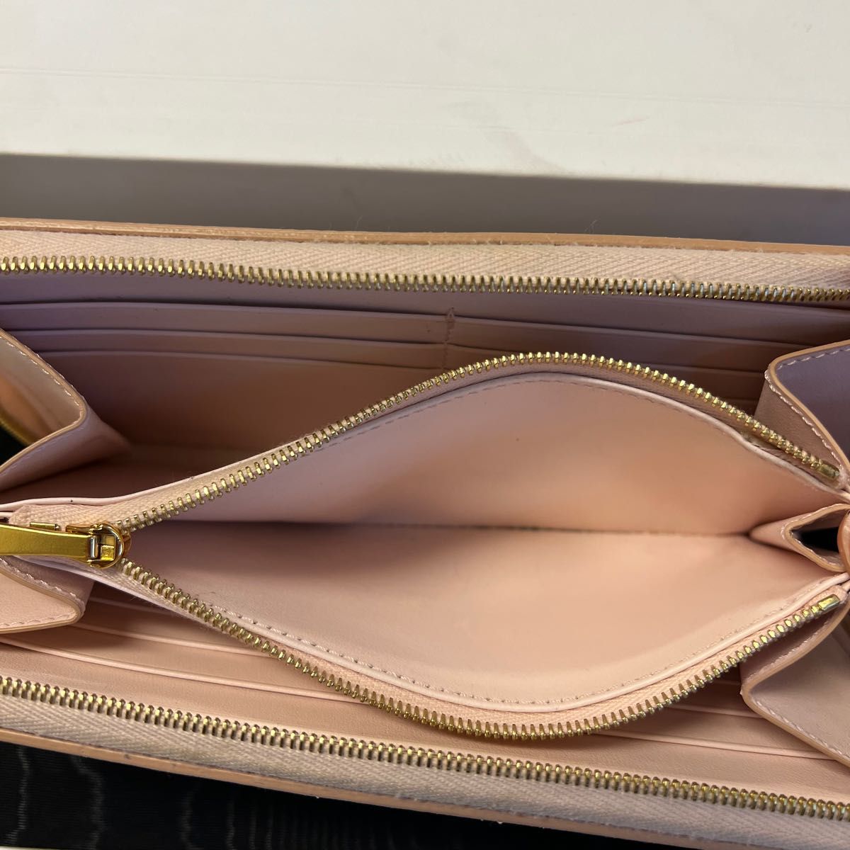 ほぼ新品 セリーヌ CELINE 財布 長財布 グレインカーフスキン ラージ