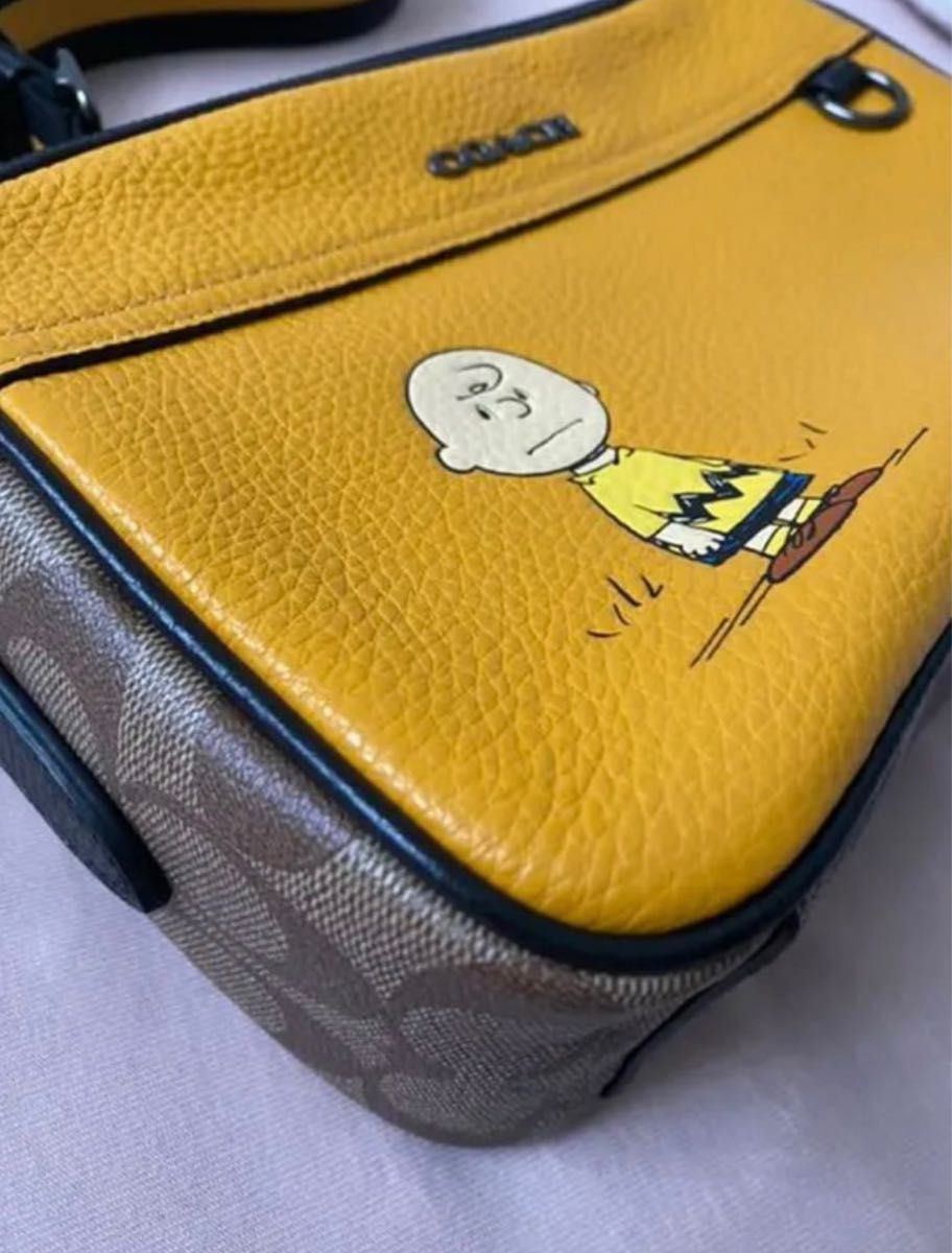 コーチ COACH×PEANUTSコラボ チャーリーブラウン ショルダーバッグ C4026 新品未使用品 男女兼用