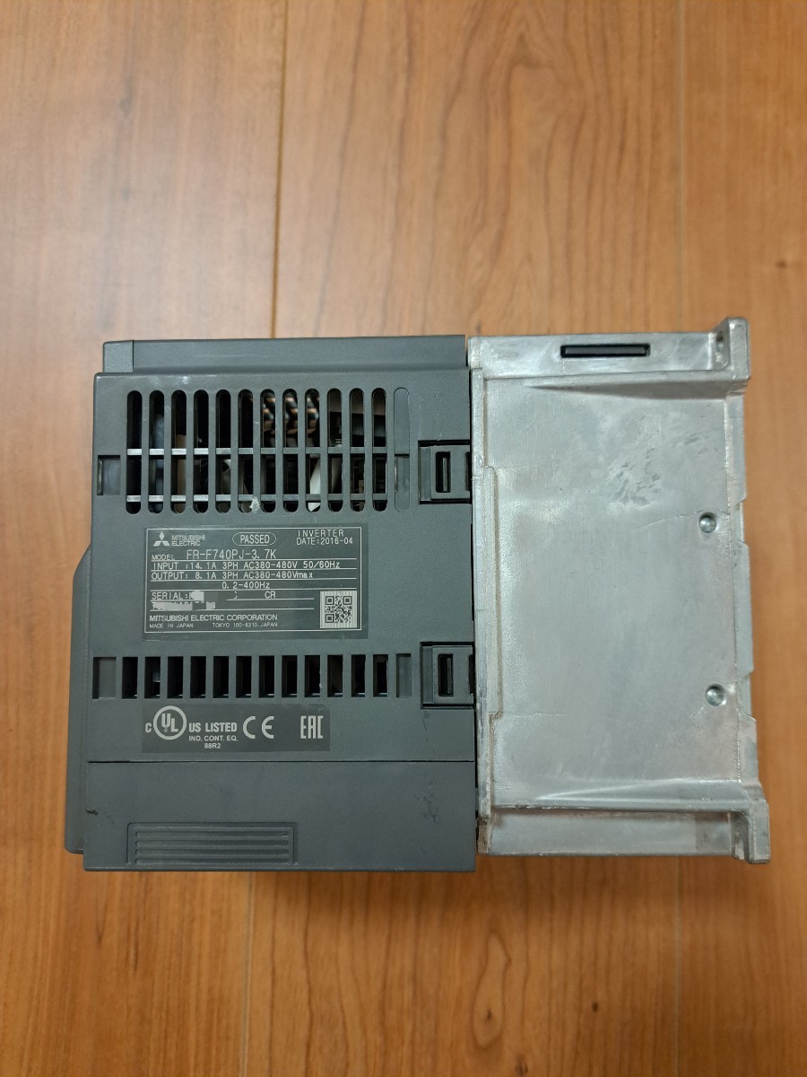 MITSUBISHI 三菱 インバータ FR-F740PJ-3.7K | orizontfoto.ro