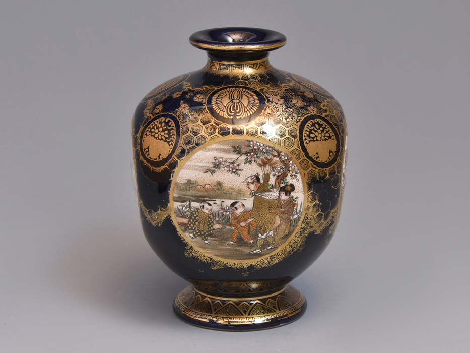 804 オールド薩摩 金彩色絵 花瓶 一対 時代物