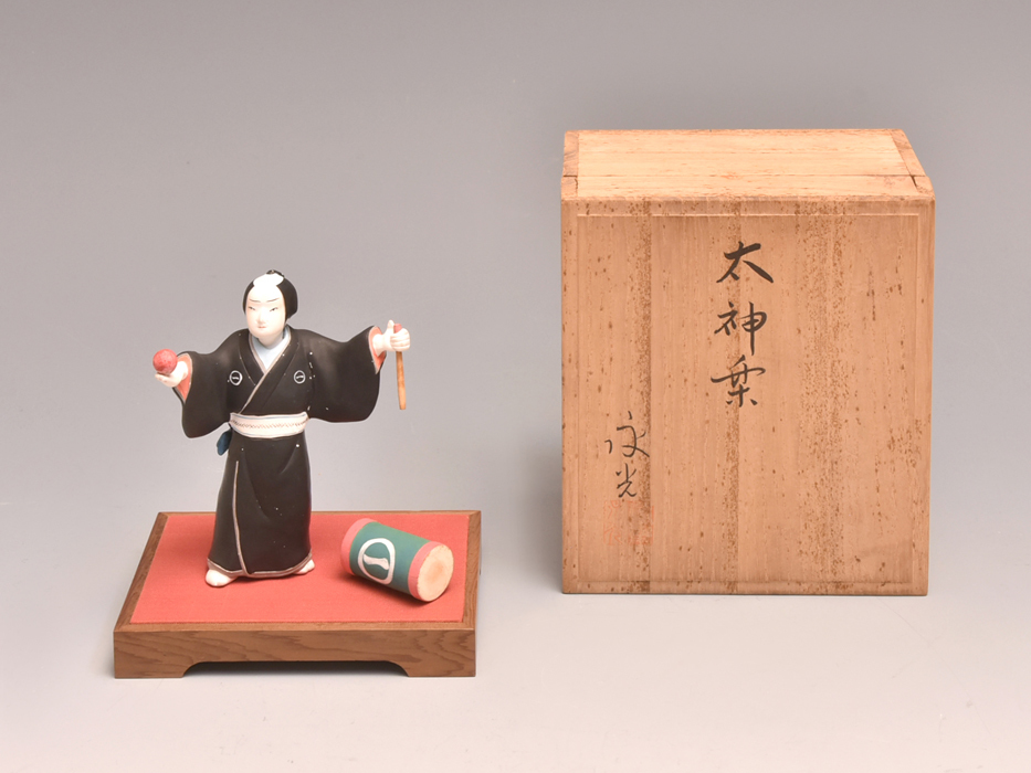 吉田永光(作) 戦前作 「太神楽」 共箱 昭和初期 日本人形 浅原 吉田永光(作) 戦前作 「太神楽」 共箱 昭和初期 日本人形 浅原