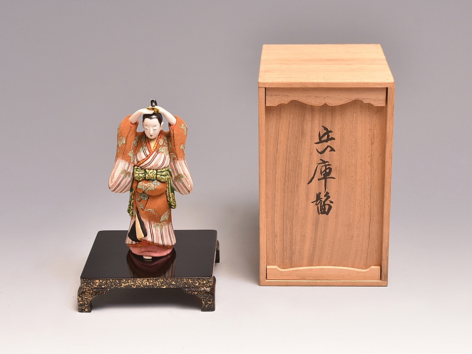 Yahoo!オークション - 名川春山 戦前作 「兵庫髷」 江戸木目込 Yahoo!オークション - 名川春山 戦前作 「兵庫髷」 江戸木目込
