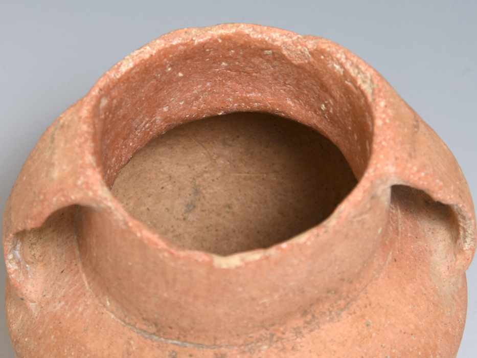 古代 中国美術 斉家文化 紅陶双耳壷 肩部黒彩文 土器(BC2400~BC1900