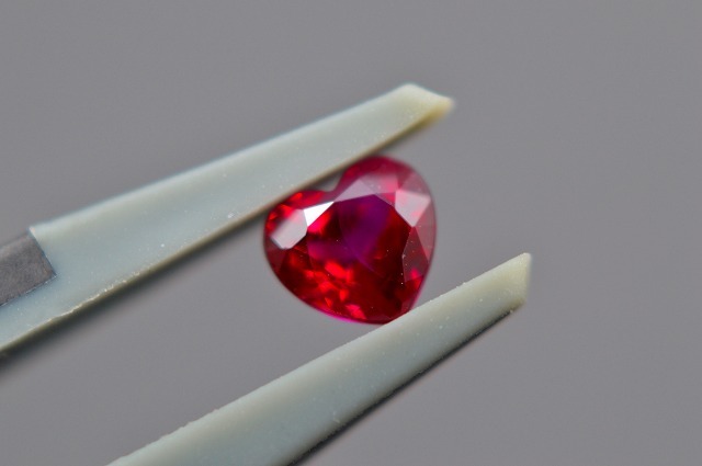 * пара разрозненный * натуральный рубин Pigeon b Lad примерно 0.462/0.466ct Heart Shape GRJ оценочная форма драгоценнный камень ювелирные изделия CR-071