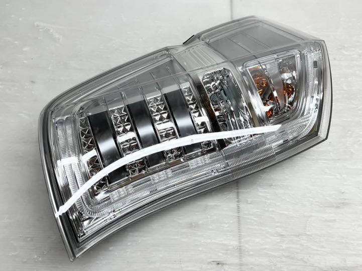 送料込 即決 ステップワゴン スパーダ RK5/RK6 後期 純正 LED 左 送料込 即決 ステップワゴン スパーダ RK5/RK6 後期 純正 LED 左
