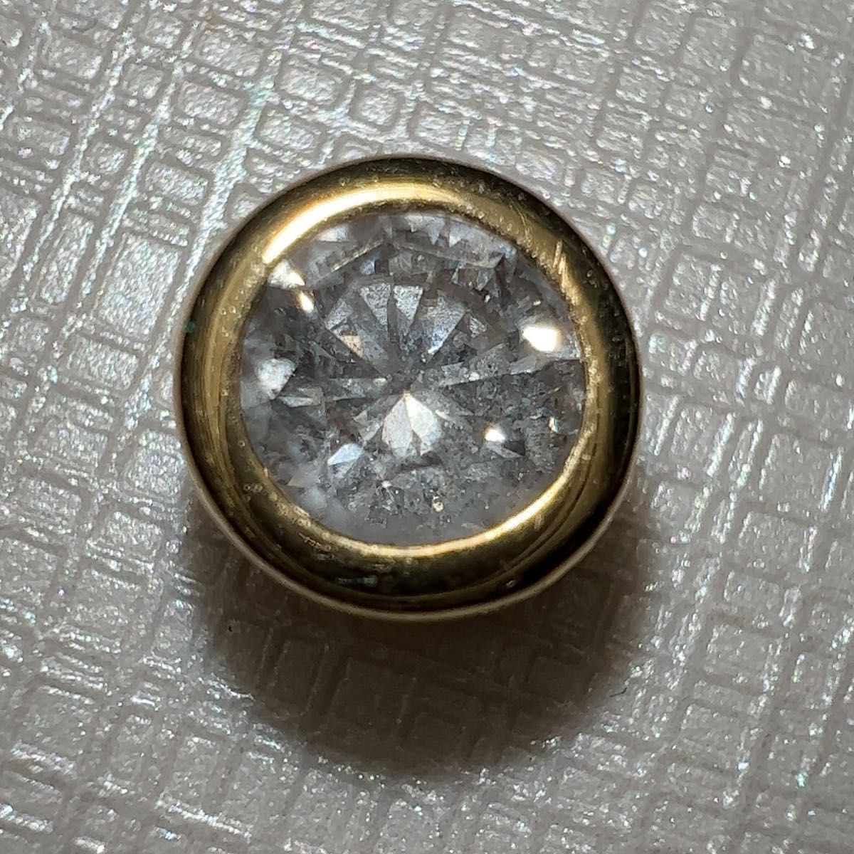 K18 天然ダイヤモンド0.3ct ネックレストップ イエローゴールド
