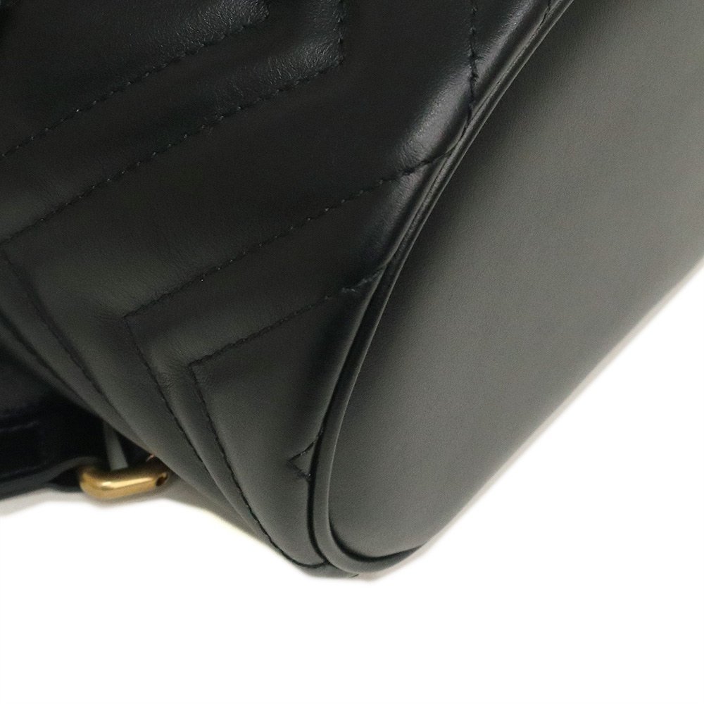新品・未使用品)グッチ GUCCI キルティングレザー GGマーモント ミニ