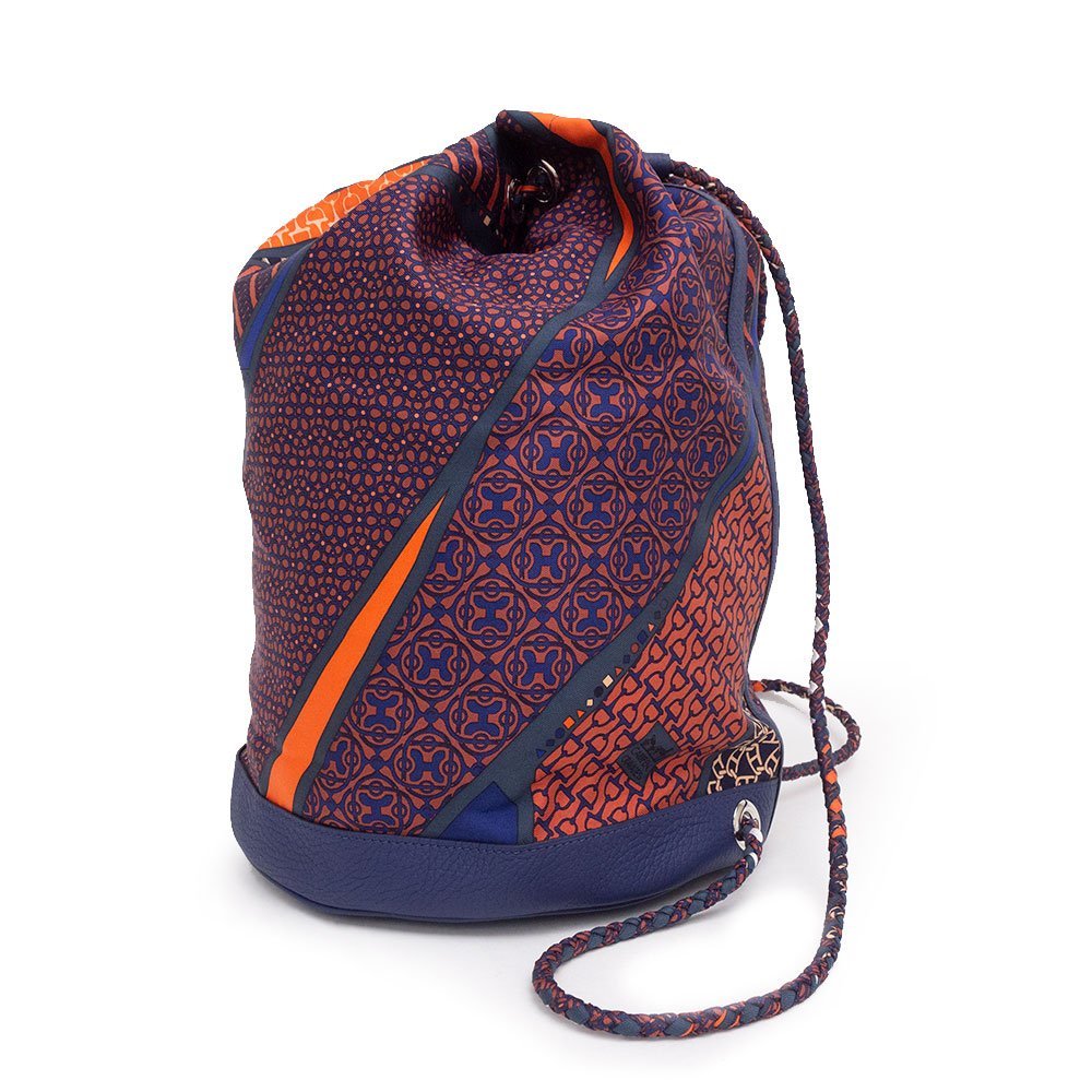 未使用 展示品)エルメス HERMES シルク トリヨン ソワクール 22 巾着