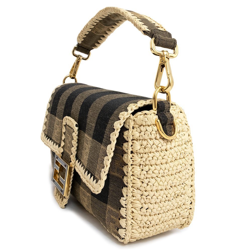 新品・未使用品)フェンディ FENDI ペカン マンマ バケット 2WAY