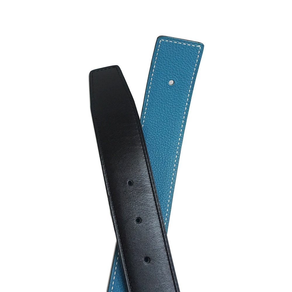 新品・未使用品)エルメス HERMES Hストリエ コンスタンス