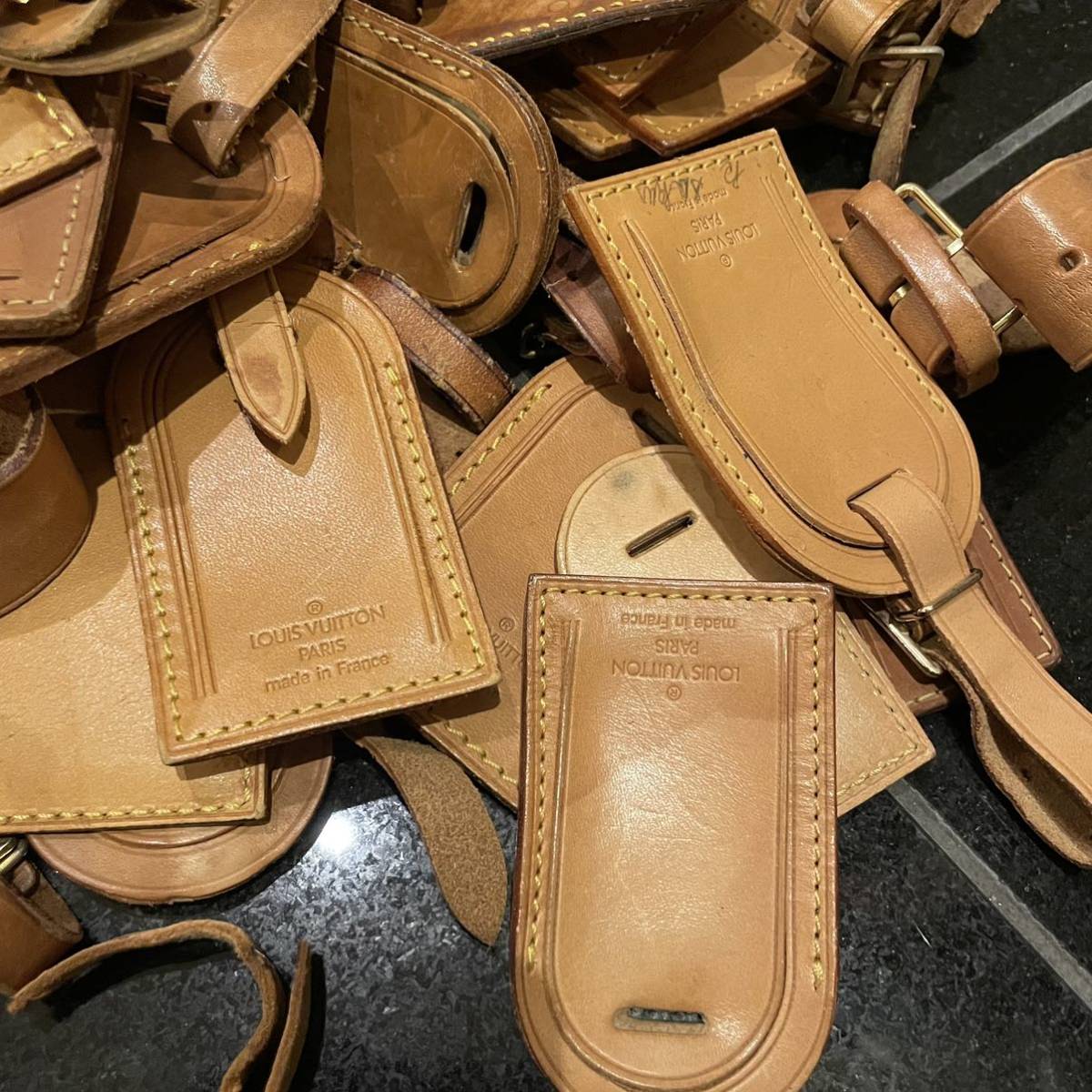 大量 重さ4kg超 LOUIS VUITTON ルイヴィトン ヌメ革 ネームタグ 金具