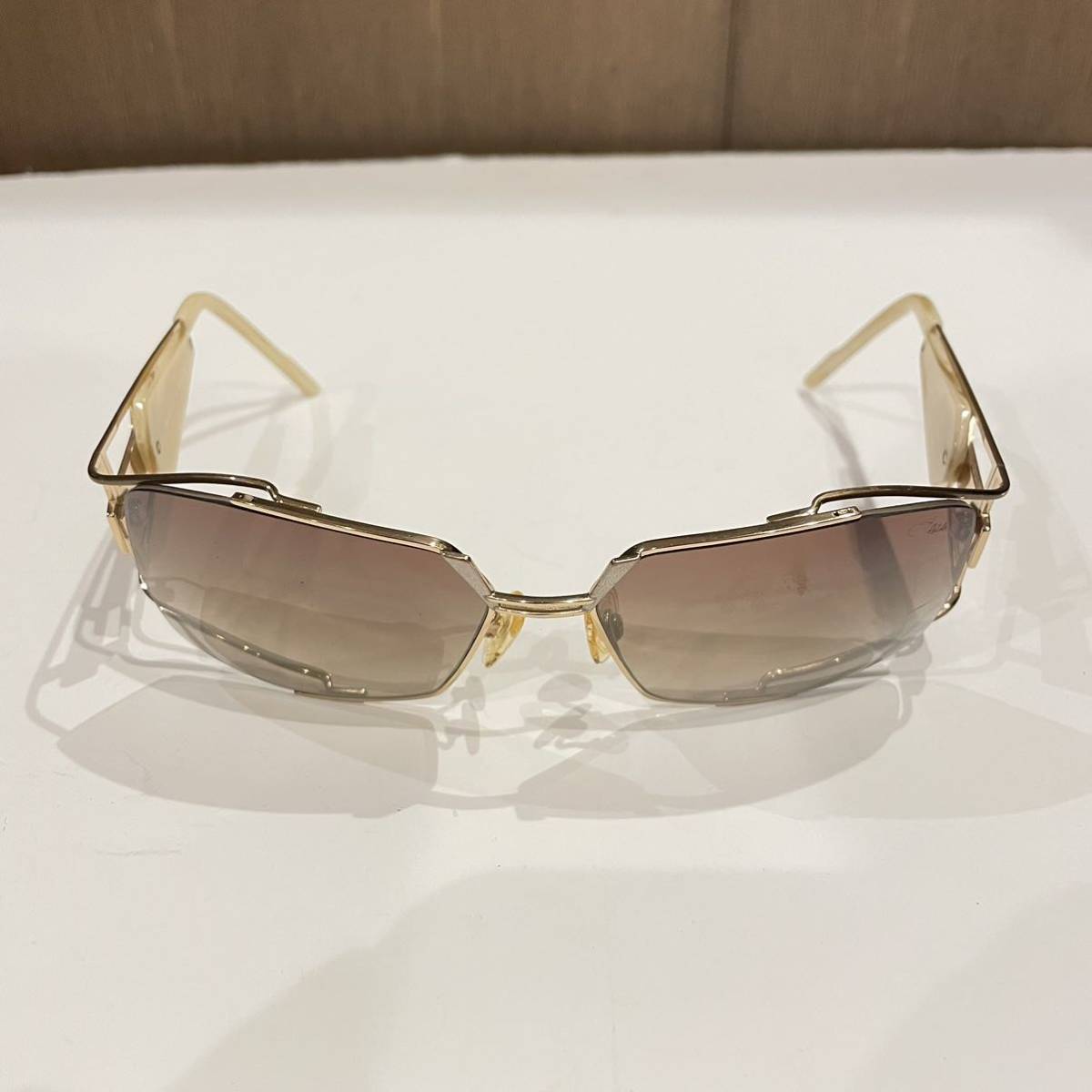 今年も話題の CAZAL COL カザール サングラス シャイニングゴールデン