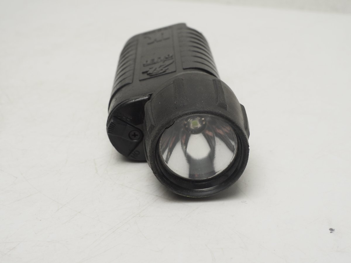 USED UK ユーケー 水中LEDライト 点灯確認済 スポット ランク:A スキューバダイビング用品 [1M-52715]_画像2