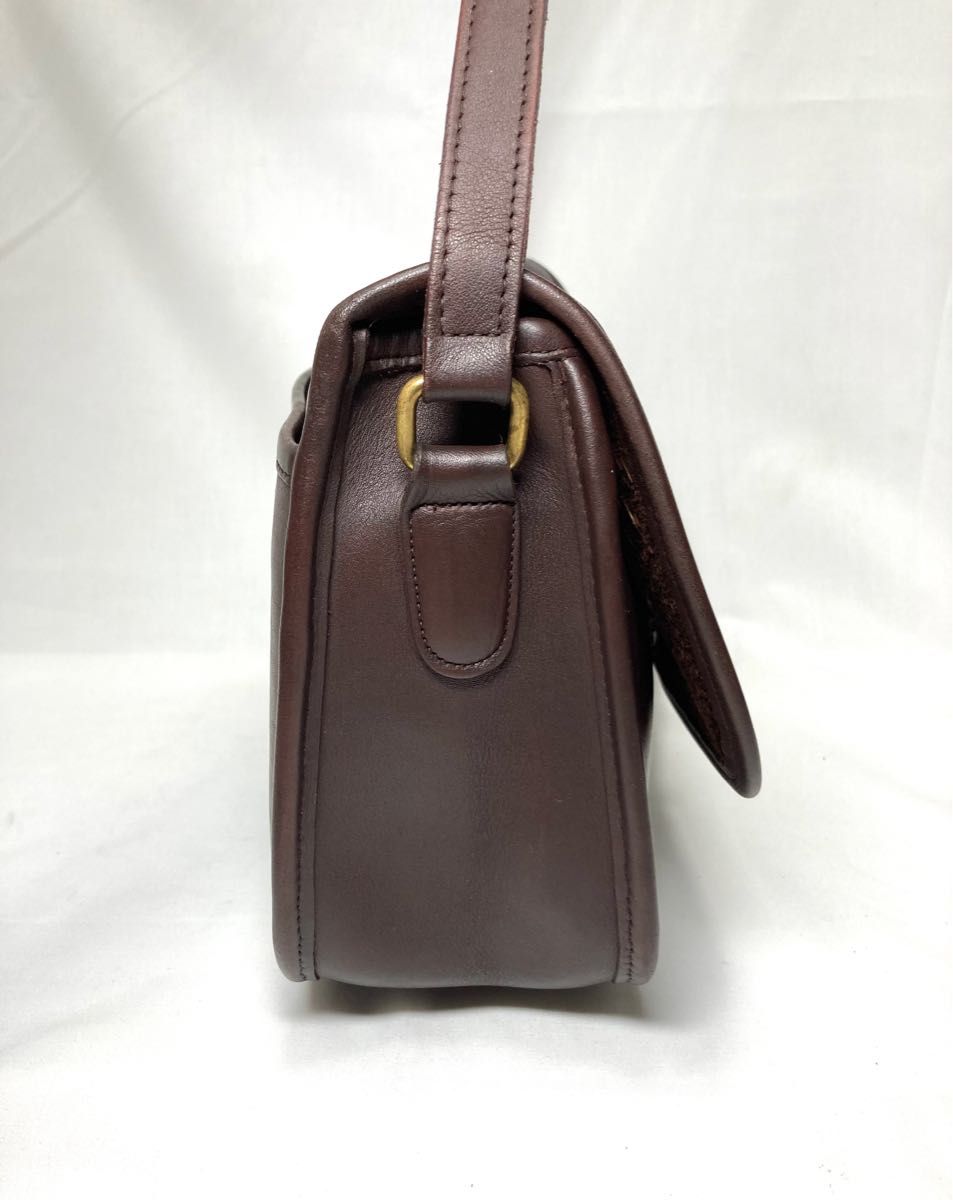 大人気モデル】COACH オールドコーチ ショルダーバッグ USA製 大人気モデル】COACH オールドコーチ ショルダーバッグ USA製