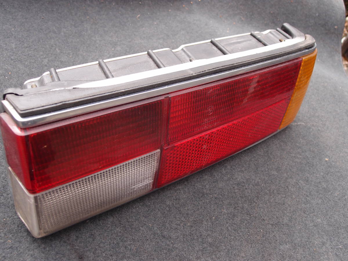 BMW E24 635csi 633csi right tail lamp used 1 360 472