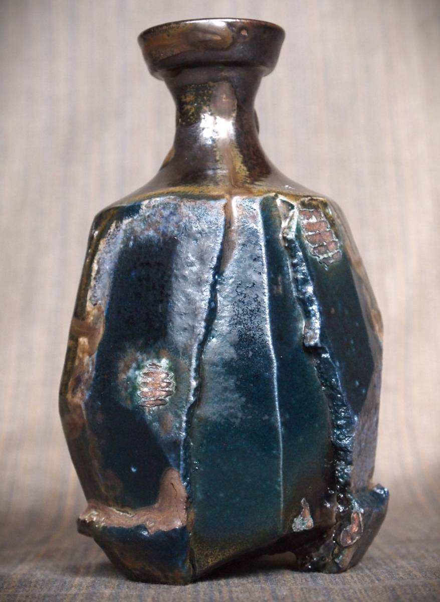  new work * horse place ..* Bizen kiln change blue sake bottle ** also box * cloth *.