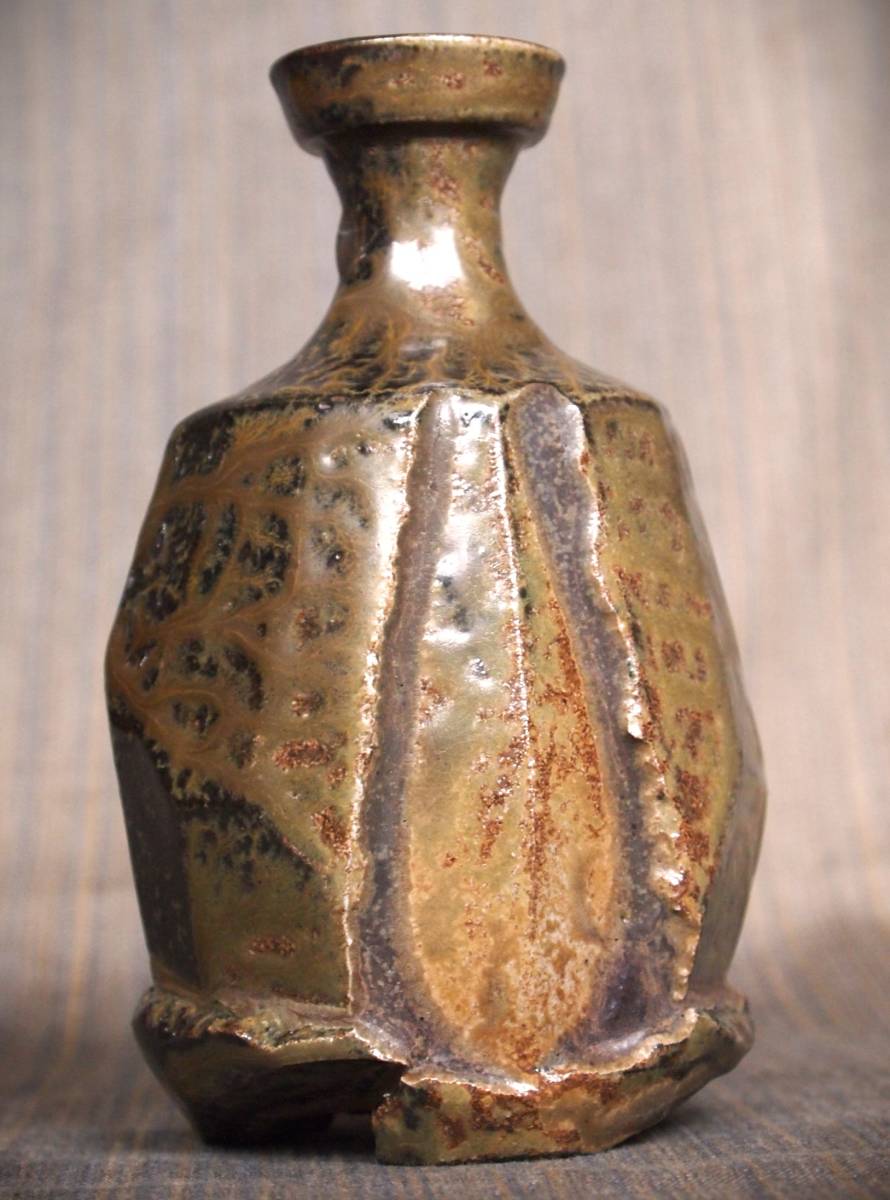  new work * horse place ..* Bizen kiln change blue sake bottle ** also box * cloth *.