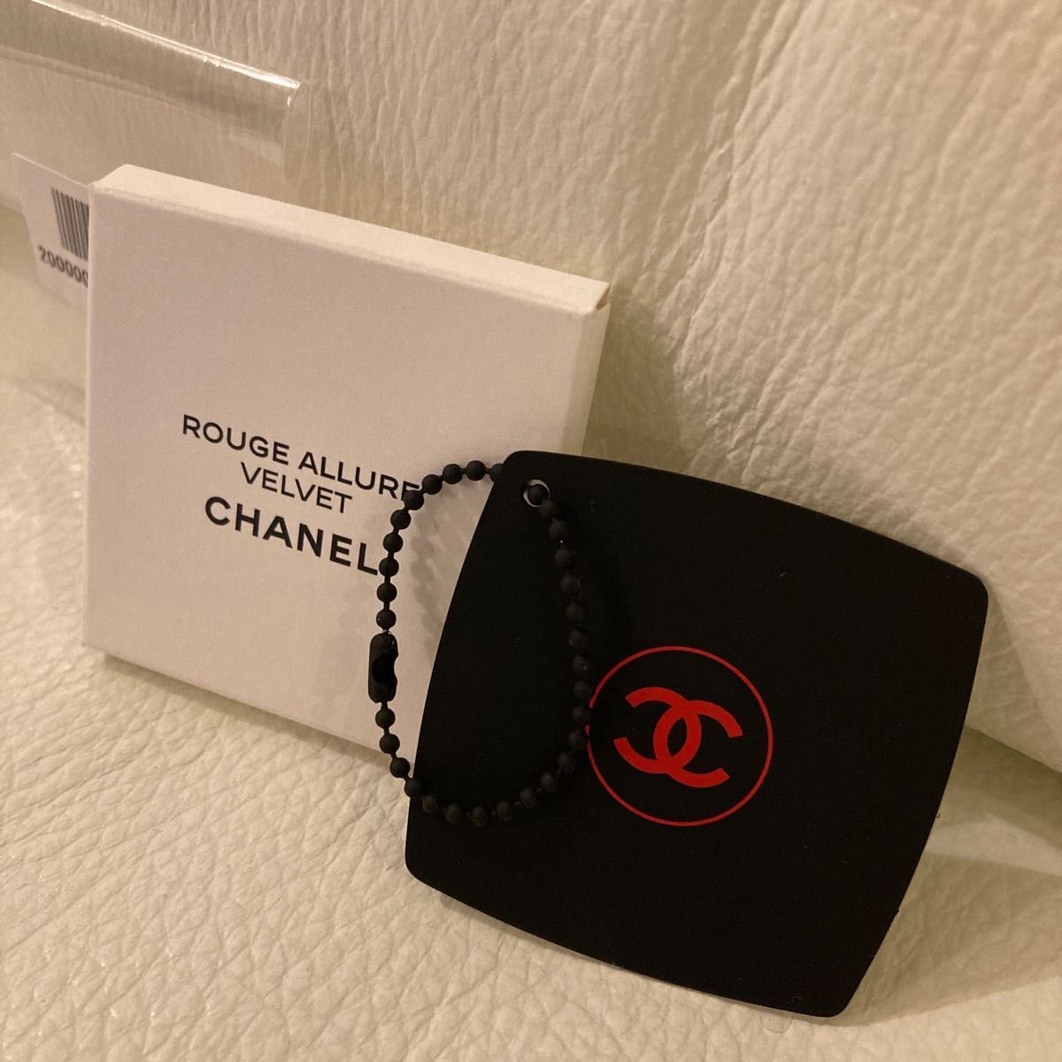 （土曜セール） CHANEL   シャネル チャーム型コンパクトミラー（新品） ノベルティ