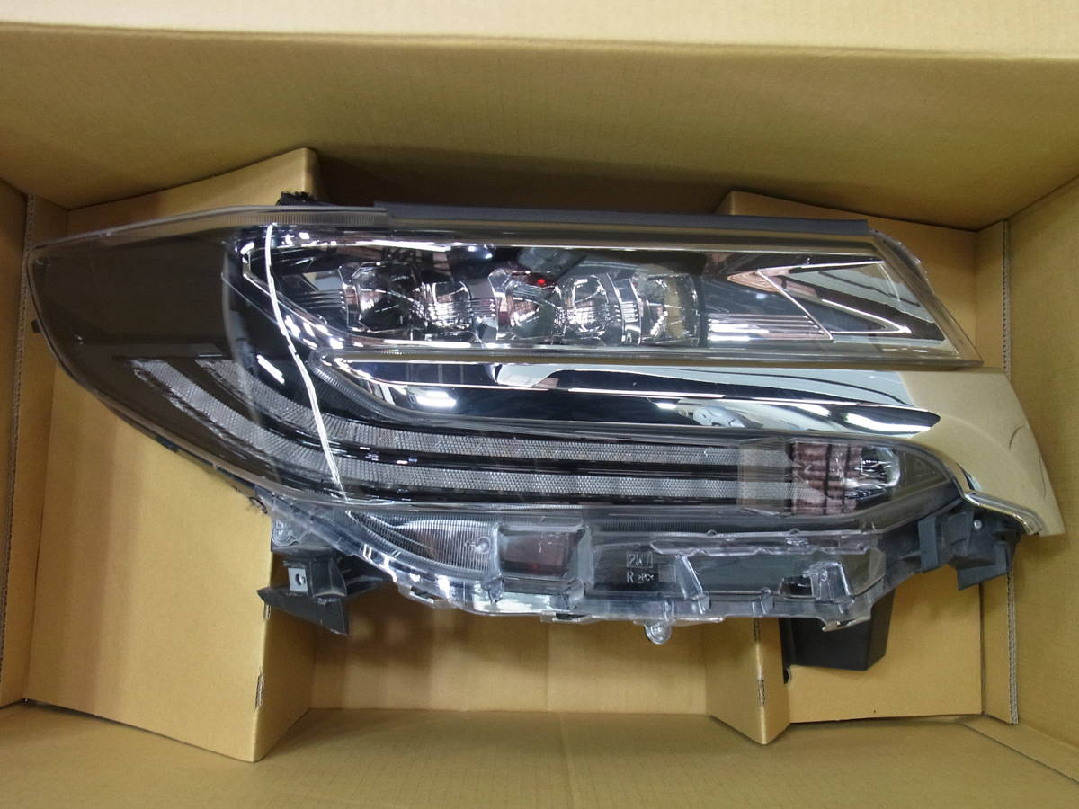 ☆破損なし 美品 トヨタ アルファード 30系 後期 3眼 LED ヘッドライト