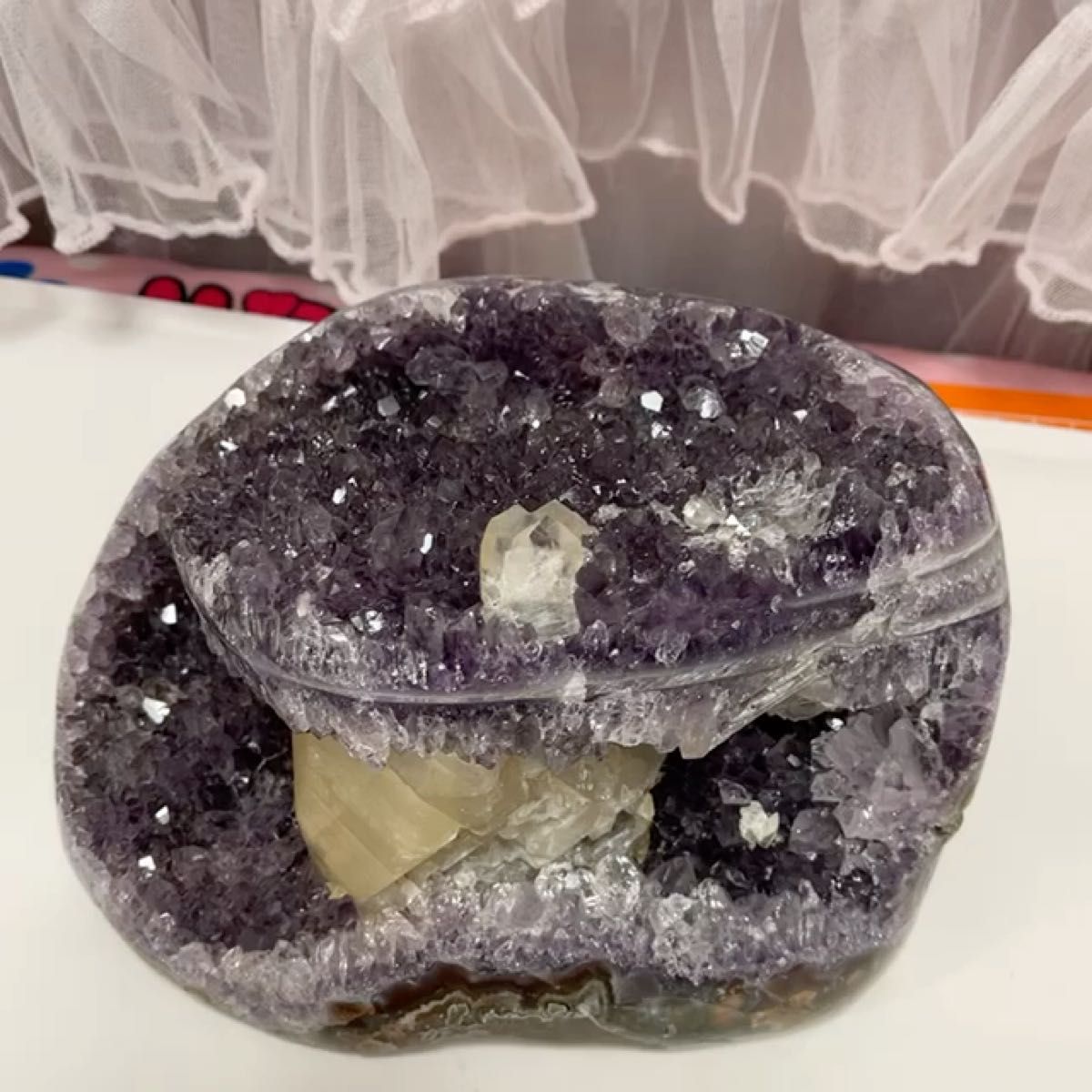 原石 天然石　浄化　ウルグアイ産 アメジスト 紫水晶クラスター　方解石　共生 綺麗
