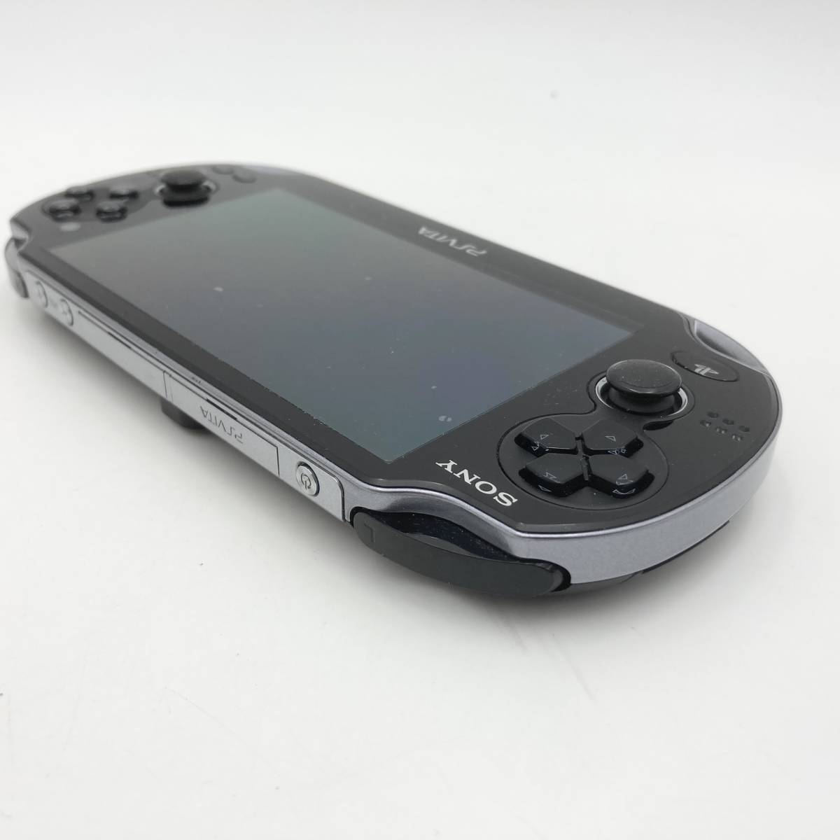 PSVITA 本体 PCH-1100 ブラック 3G/Wi-Fiモデル メモリーカード 32GB