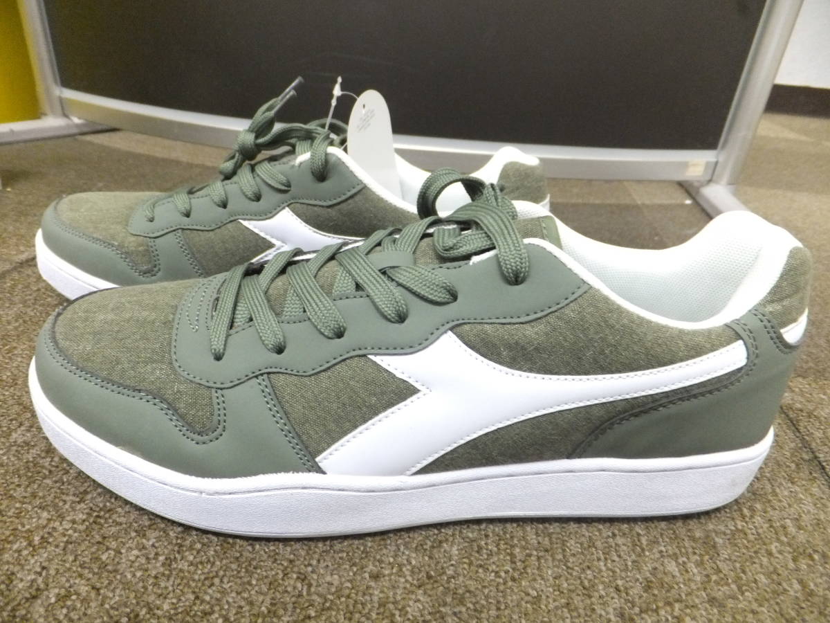 未使用箱なし　ディアドラ DIADORA カーキ　サイズUK12.5大きいサイズ　[1-715] ②◆送料無料(北海道・沖縄・離島は除く)◆