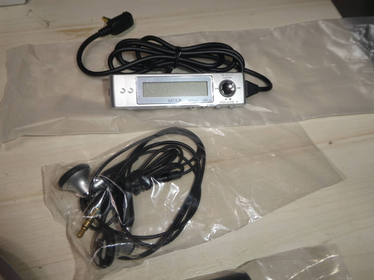 早割クーポン! 未使用 付属品完備 KENWOOD DMC-V55 ポータブルMD