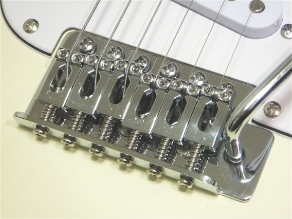 レリック風 「ストラト」中古 Yahoo!オークション - レリック風 ストラト STタイプ ラージ