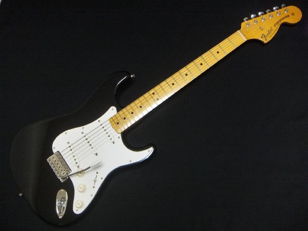 Fender Japan Stratocaster ST68-TX 貼りメイプル指板 ラージヘッド テキサス スペシャル Texas Special Fキー ペグ ストラト ブラック 黒の画像1