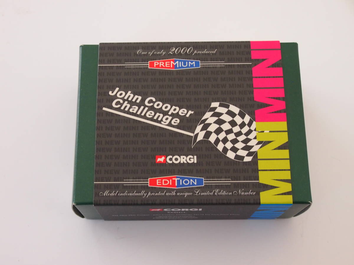 CORGI　コーギー　1/43 The New Mini Cooper - John Cooper Challenge　2000台限定生産_画像6