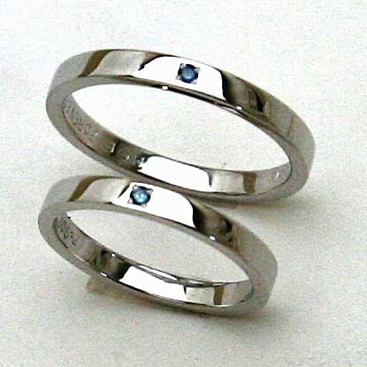 プラチナペアリング　/ブルーダイヤ　2本セット　刻印　送料無料　結婚指輪