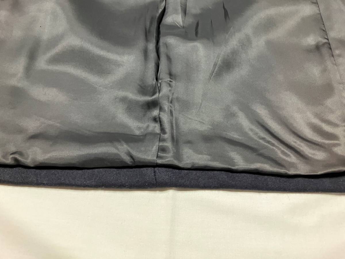 APC アーペーセー Pコート 濃紺 S 中古品 クリーニング後に保管 フランス製 ピーコート_※裏の裾付近 