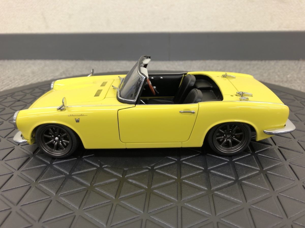 0303-414M⑥19087 ミニカー オートアート ホンダ HONDA S800 1:18 模型おもちゃ 黄色 イエローの画像4
