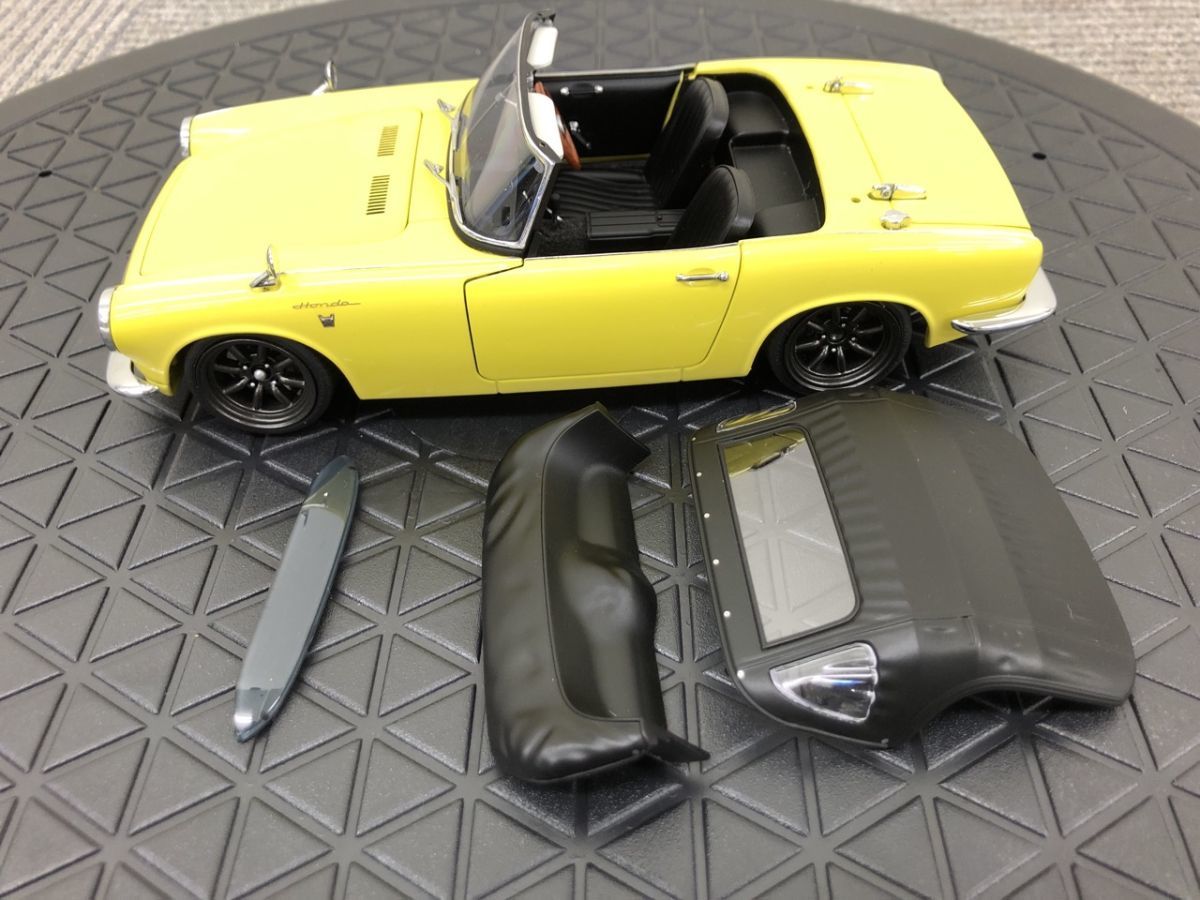 0303-414M⑥19087 ミニカー オートアート ホンダ HONDA S800 1:18 模型おもちゃ 黄色 イエローの画像2