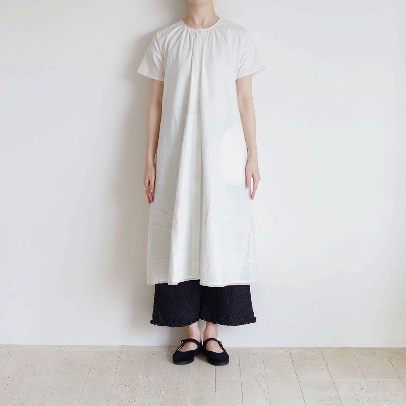 特売 ■【新品】カディー&コー (1-2204-10)【01C32】 ホワイト/0223 コットン M レース刺繍ワンピース APPELE : Co and Khadi Mサイズ 特売 ■【新品】カディー&コー (1-2204-10)【01C32】 ホワイト/0223 コットン M レース刺繍ワンピース APPELE : Co and Khadi Mサイズ