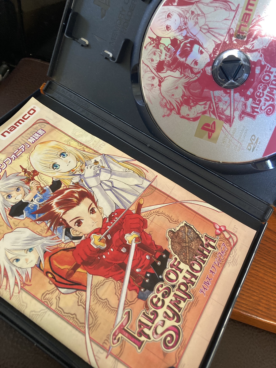 【Play Station2 TALES OF SYMPHONIAゲームソフト　テイルズオブシンフォニア　namco 2003年　アクションアドベンチャー【23/03 TY-2B】_画像3