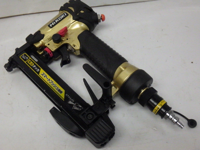 中古美品 HiKOKI 日立 25mm高圧エアタッカー N2504HMB 新でん