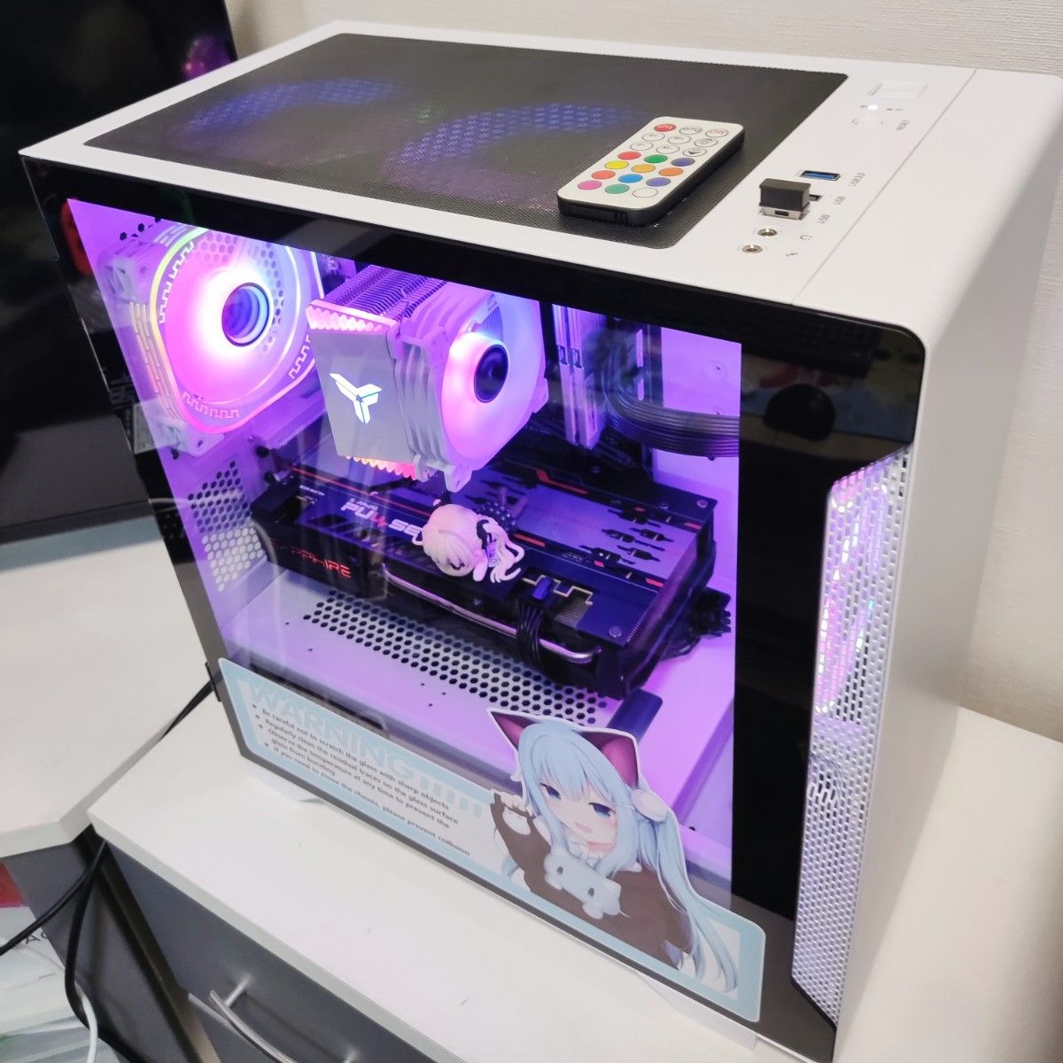 オシャレな白いゲーミングPC Ryzen 5500+RX 5600XT+メモリ16G+SSD 512G