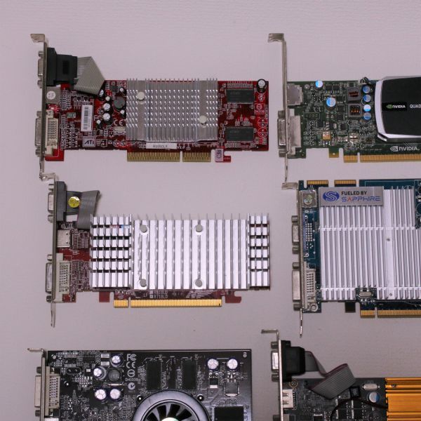 001Z 動作未確認 ジャンク PCI-Express AGP PCI グラフィックカード ビデオカード 11枚 セット HD4350 FX5600 QUADRO 600 H465 R9250 9550_画像2