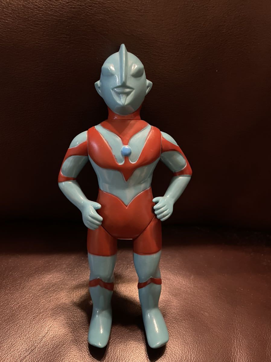 Yahoo!オークション - M1号 ニセウルトラマン ソフビ ソフビ Yahoo!オークション - M1号 ニセウルトラマン ソフビ ソフビ