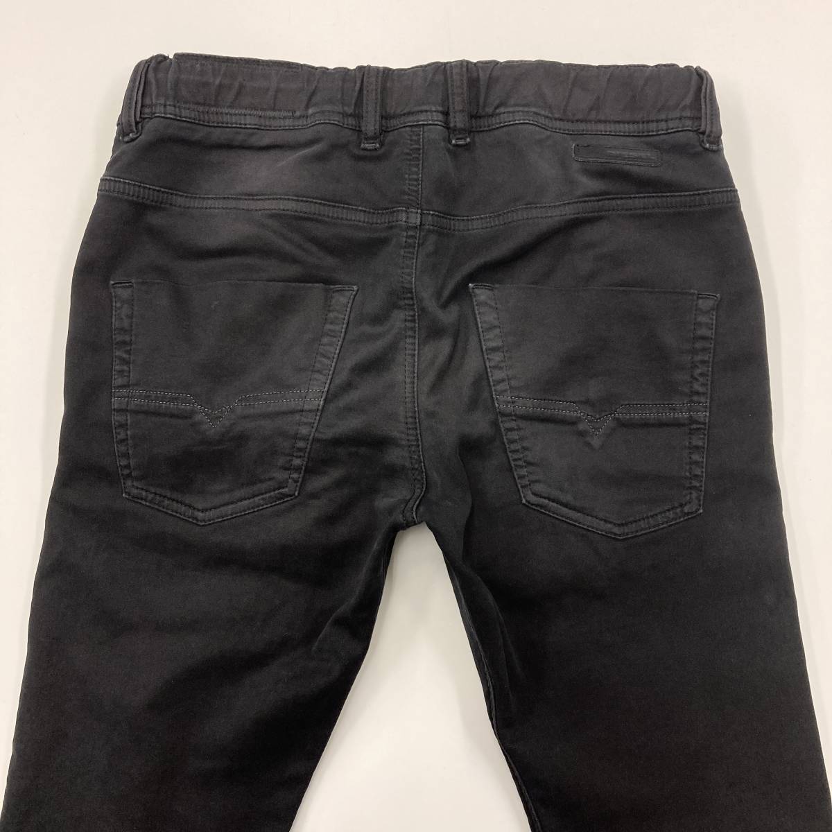 驚きの価格が実現! ディーゼル W28 メンズ 黒 ブラック ジョグ